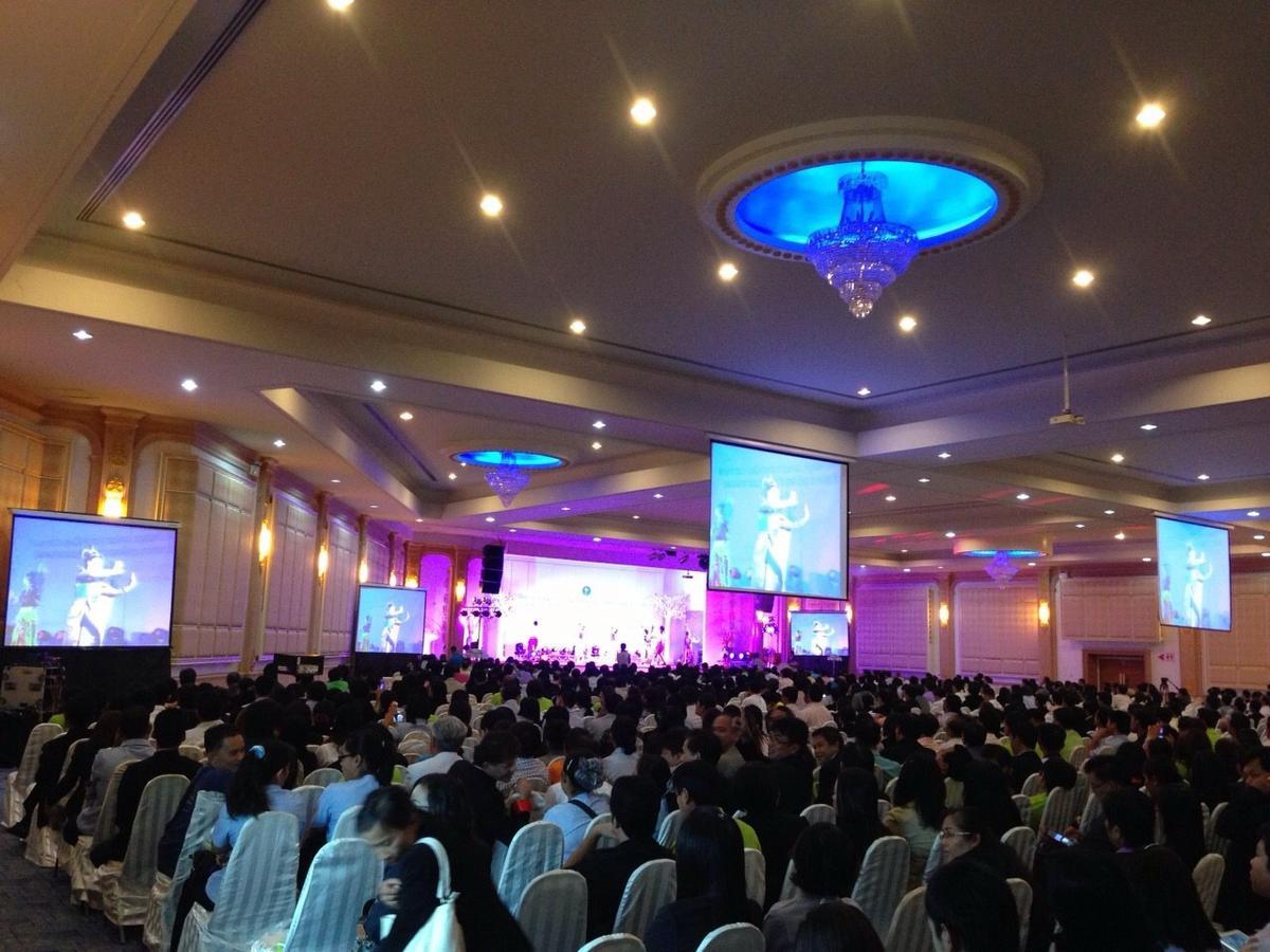 Alvarez Hotel Buriram Buitenkant foto